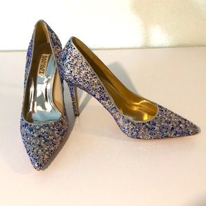 ✨ Badgley Mischka Rhinestone Pumps